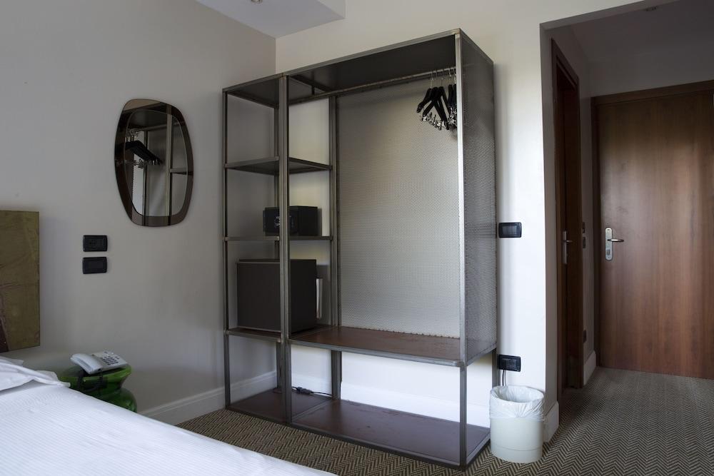 Boutique Hotel Trieste - Adults Only เวโรนา ภายนอก รูปภาพ